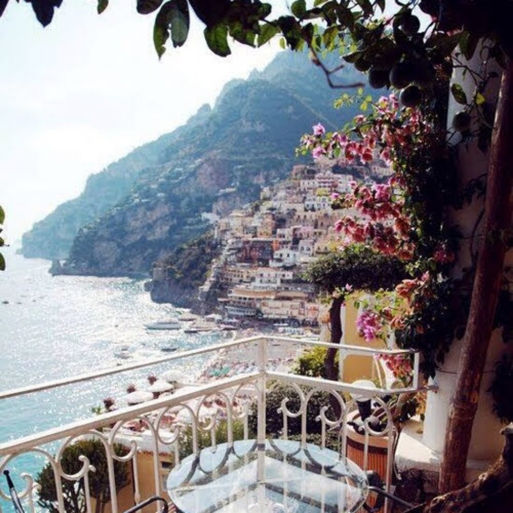 Meet your Posher, Nina